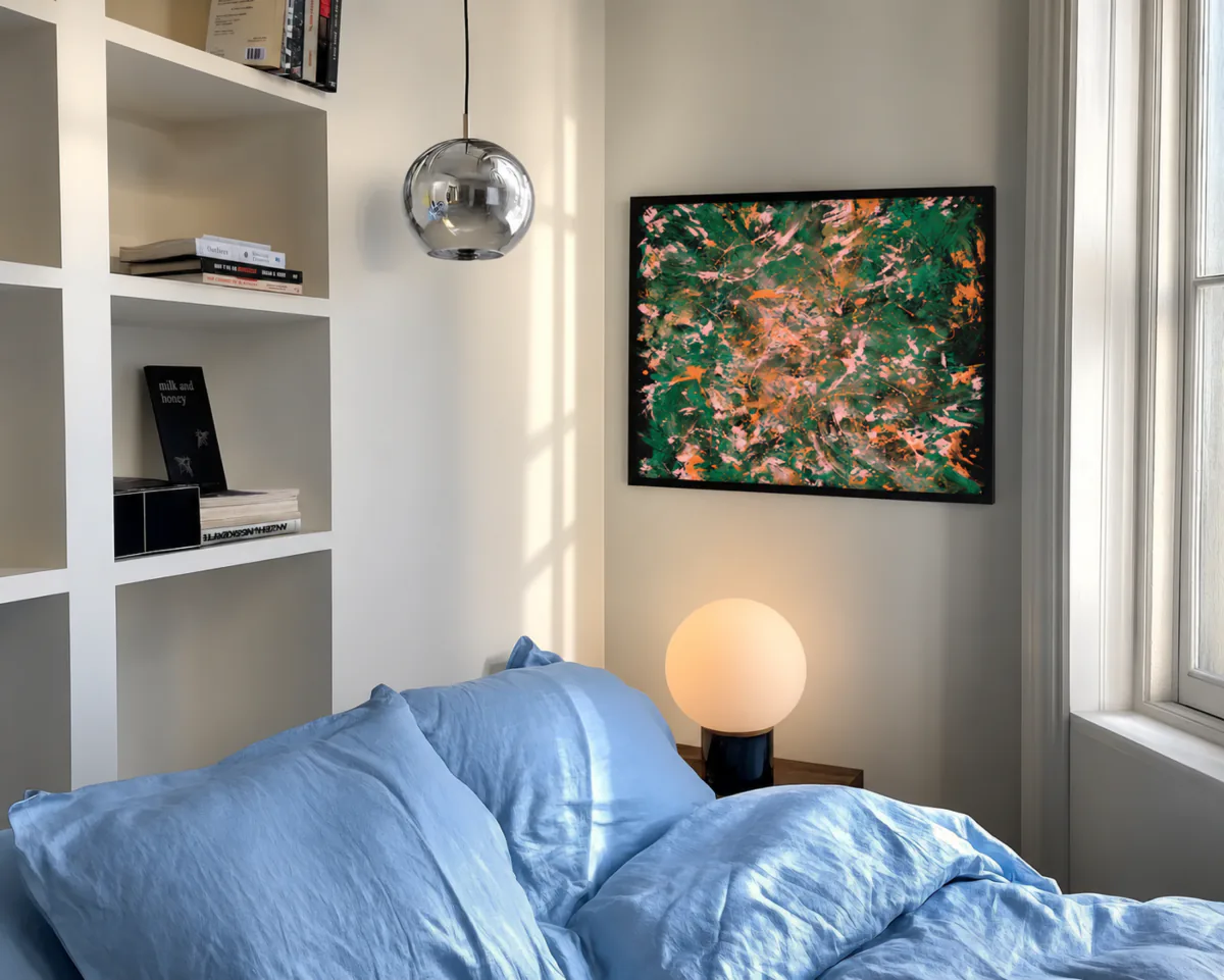 Bild im Raum — Baby Pink, Grün, Orange, schwarze Leinwand