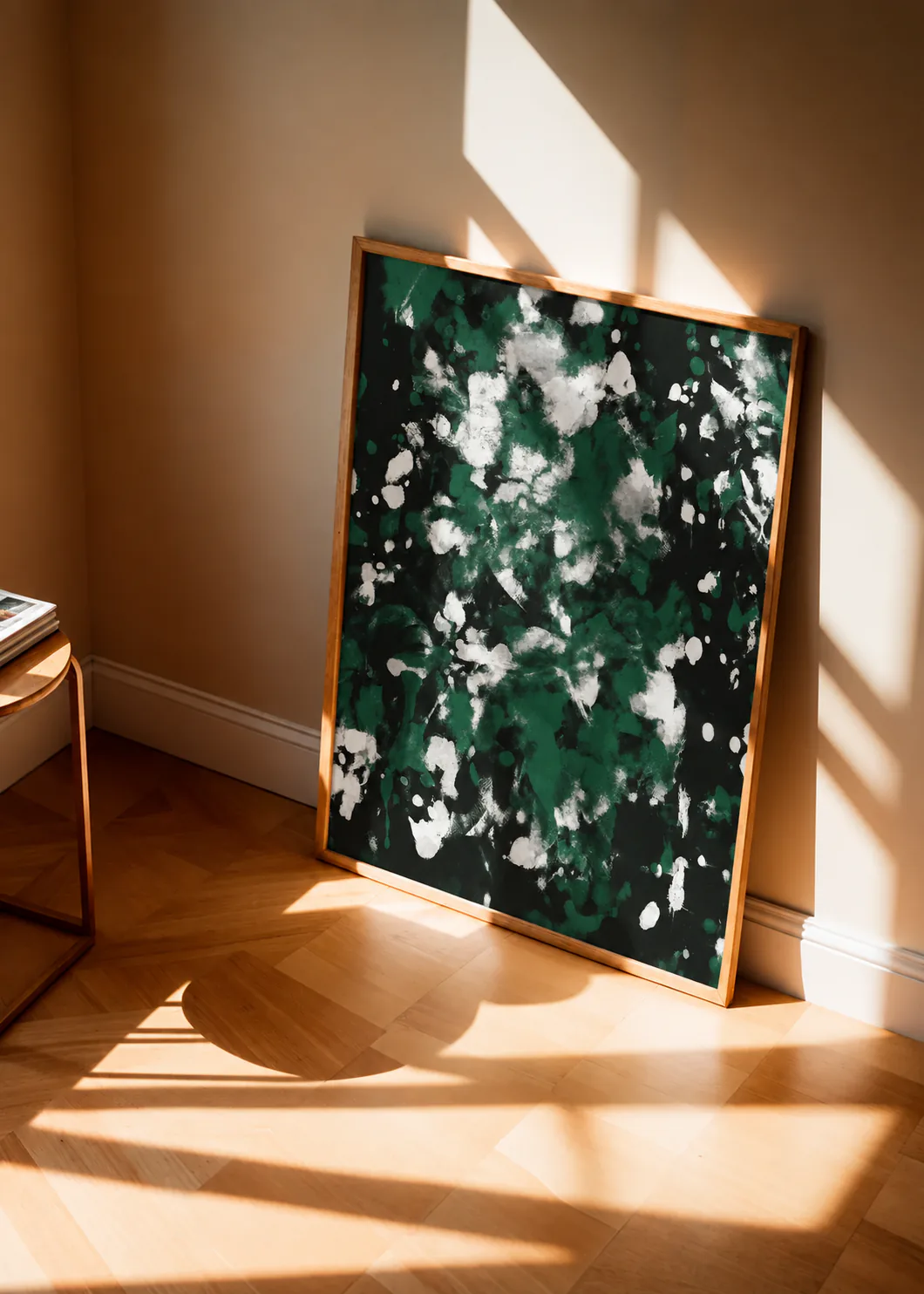 Bild im Raum — Grün, Weiß, schwarze Leinwand